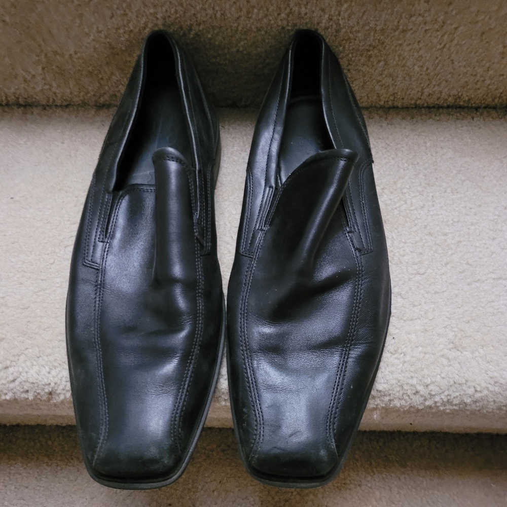 Ecco Men's Black Leather Slip-on Loafers
